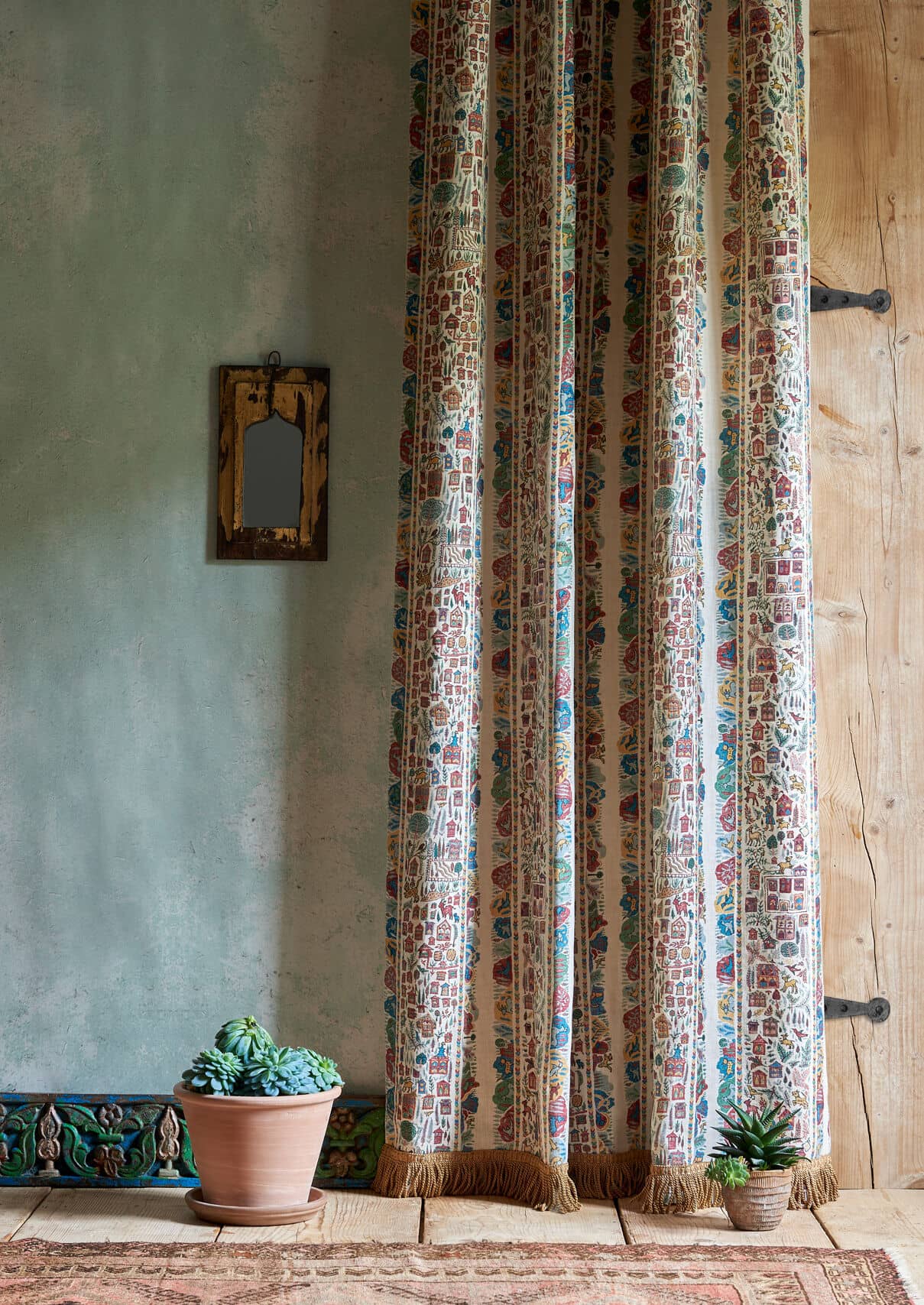 Ravi Ribbon Garland Fabric, Fabrics in Naas