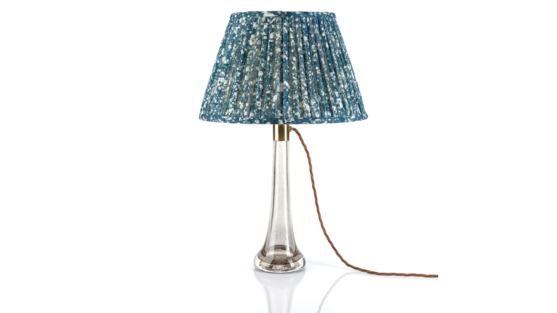 alt="fermoie blue round lampshade"